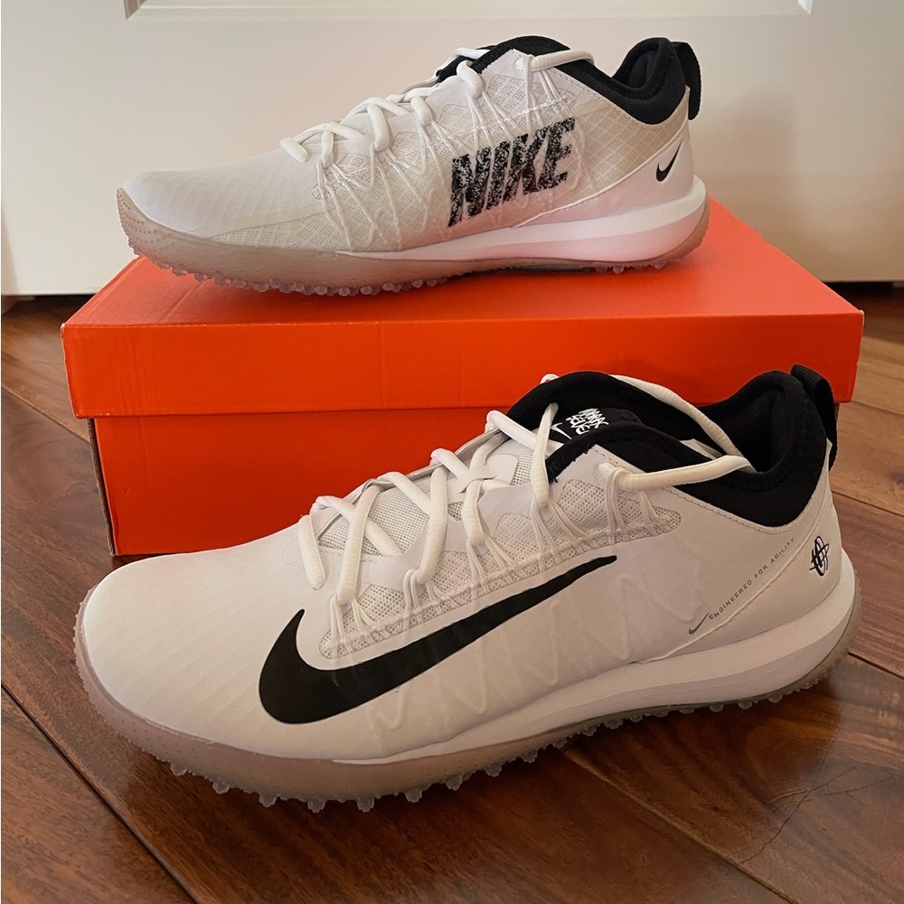 NEW Nike Alpha Huarache 7 Pro Turf Lacrosse Cleats Size W 10.5 / M 9